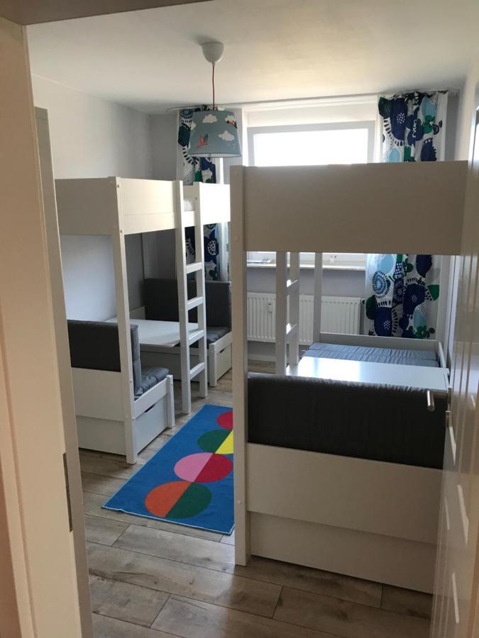 Ferienwohnung Fuer Grosse Familien Im Haus Akunak Бюзум Екстер'єр фото