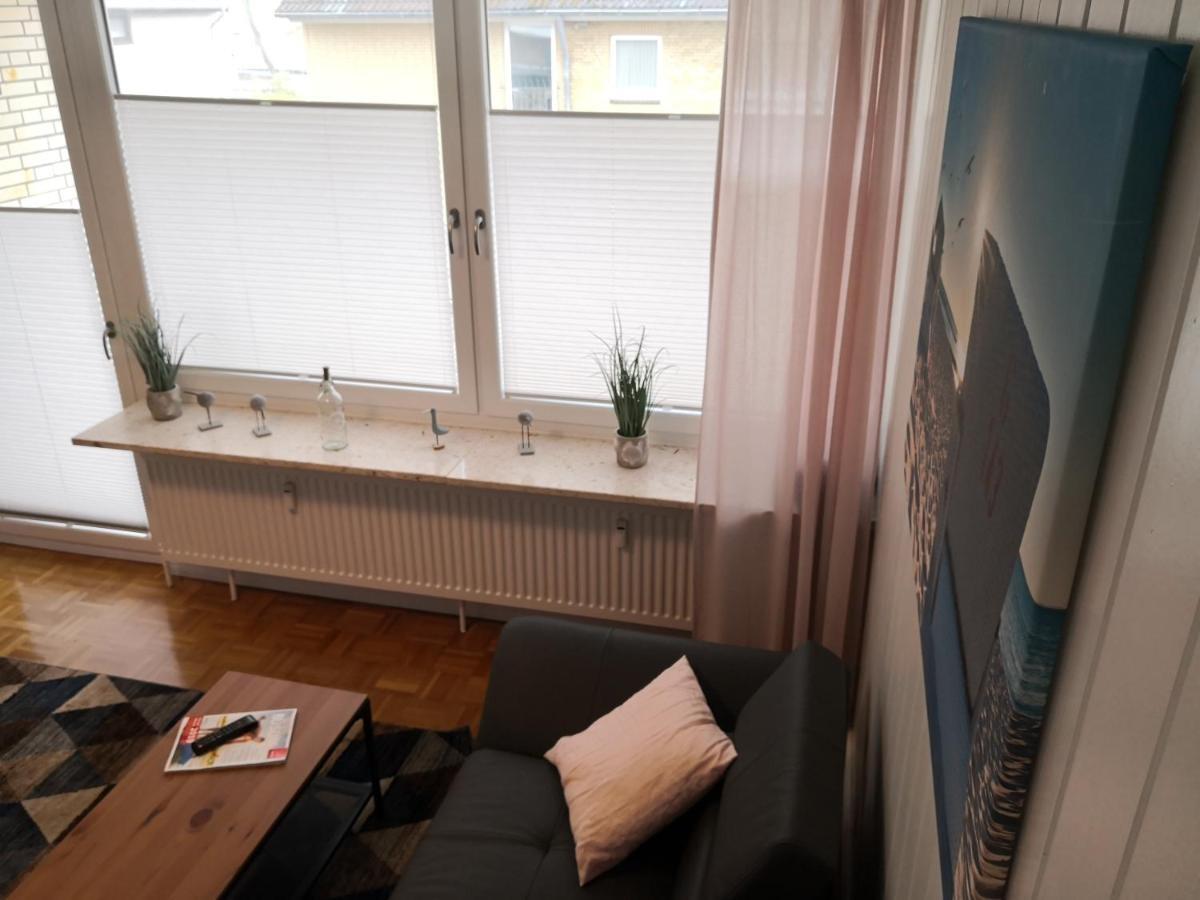 Ferienwohnung Fuer Grosse Familien Im Haus Akunak Бюзум Екстер'єр фото