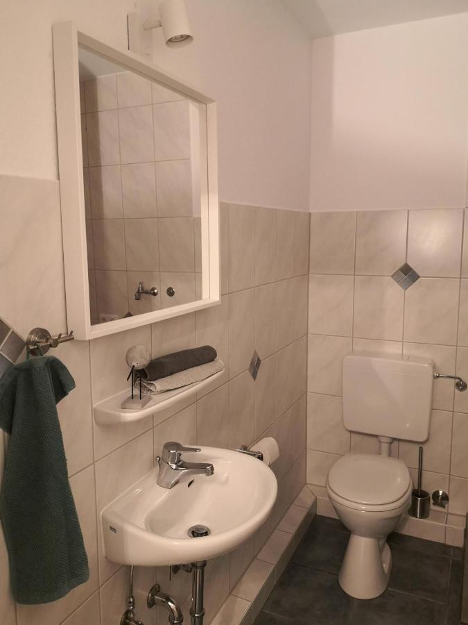 Ferienwohnung Fuer Grosse Familien Im Haus Akunak Бюзум Екстер'єр фото