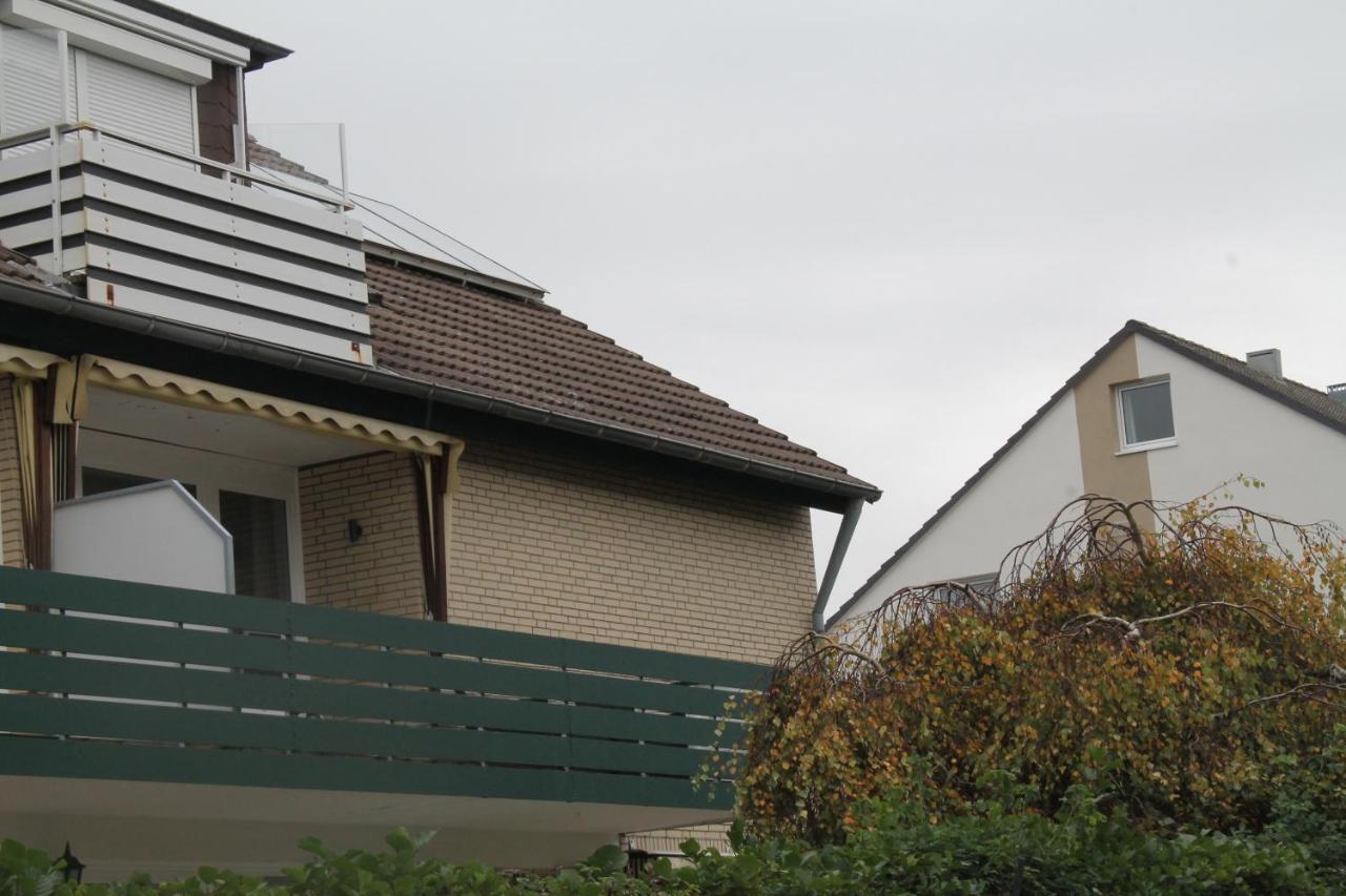 Ferienwohnung Fuer Grosse Familien Im Haus Akunak Бюзум Екстер'єр фото