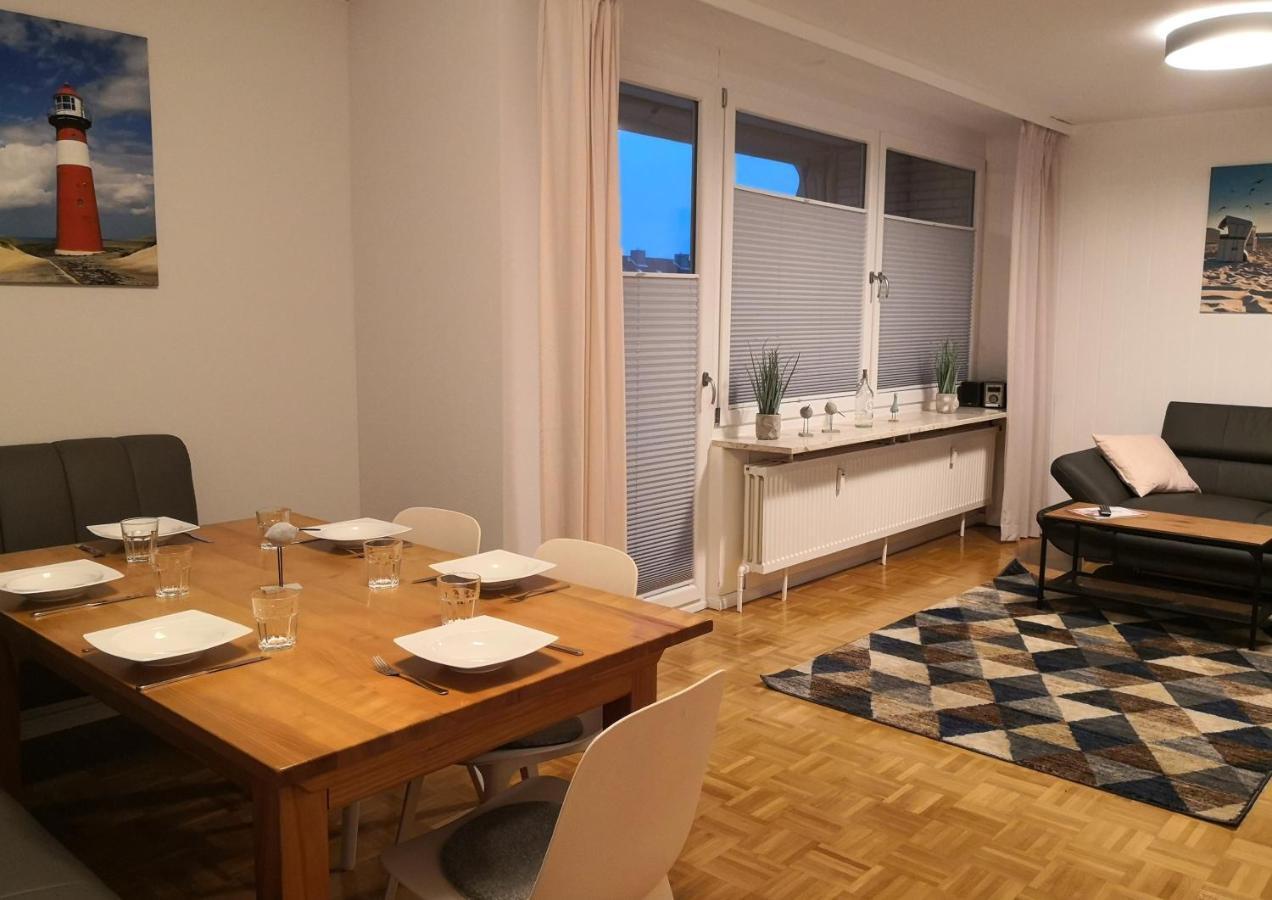 Ferienwohnung Fuer Grosse Familien Im Haus Akunak Бюзум Екстер'єр фото